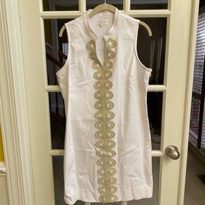 White summer sleeveless dress